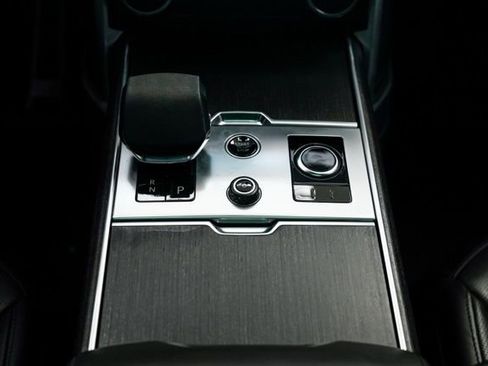 Used 2023 Land Rover Range Rover Autobiography image 18