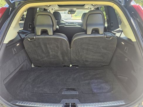 Used 2017 Volvo XC90 T6 Momentum w/ Vision Package AWD/4WD image 35