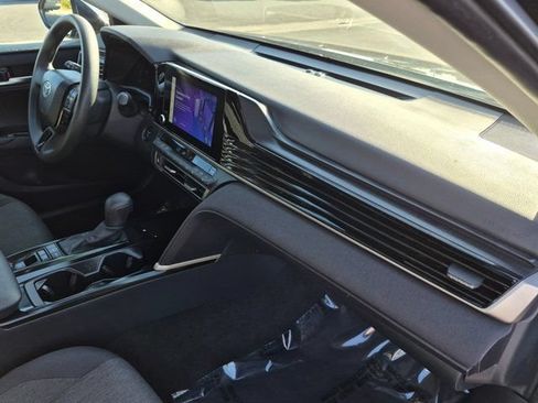 Used 2025 Toyota Camry LE FWD image 6
