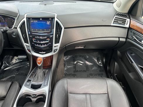Used 2014 Cadillac SRX Luxury w/ Driver Awareness Package image 33