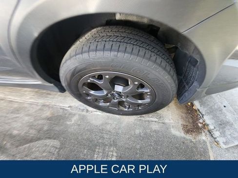 Used 2021 Subaru Crosstrek 2.5i Sport w/ Moonroof Package image 11