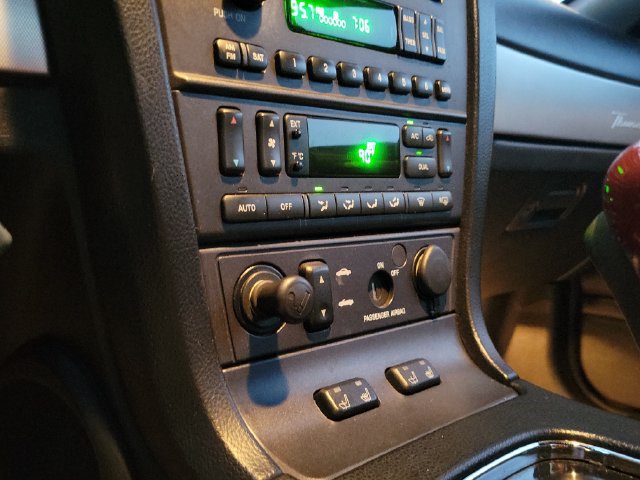 Used 2005 Ford Thunderbird RWD image 24