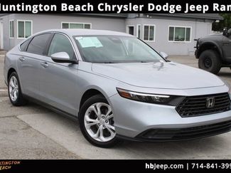 Used 2025 Honda Accord LX video 1