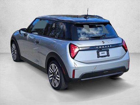 Used 2026 MINI Cooper 2-Door Hardtop FWD image 7