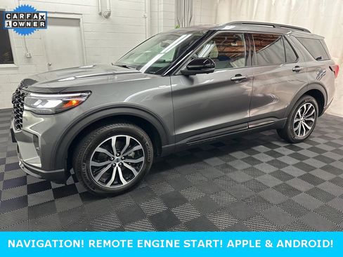 Used 2025 Ford Explorer ST-Line image 1