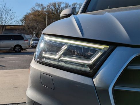 Used 2018 Audi Q5 2.0T Premium Plus w/ Premium Plus Package image 10