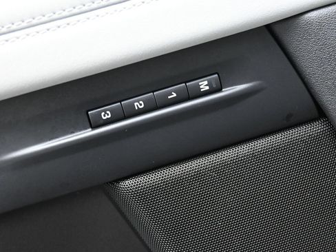 Used 2021 Land Rover Range Rover Evoque S AWD/4WD image 5