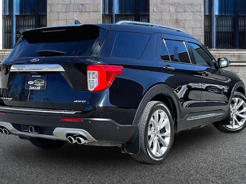 Certified 2021 Ford Explorer Platinum w/ Equipment Group 601A image 11