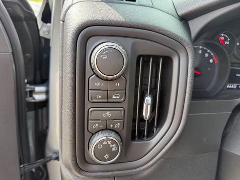 New 2026 Chevrolet Silverado 1500 Custom AWD/4WD image 19