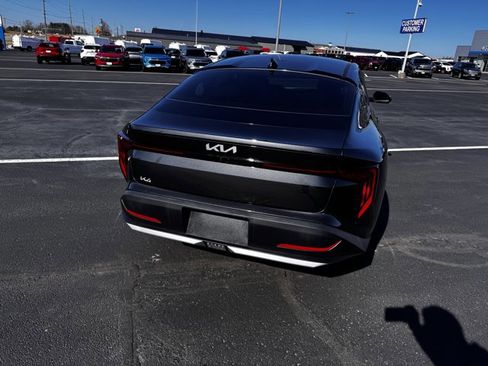 Used 2025 Kia K4 LXS image 3