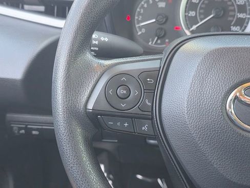 Used 2022 Toyota Corolla LE FWD image 27