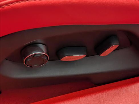 Used 2024 Chevrolet Corvette Z06 w/ Z07 Performance Package image 19