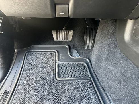 New 2026 RAM 3500 Limited AWD/4WD image 12