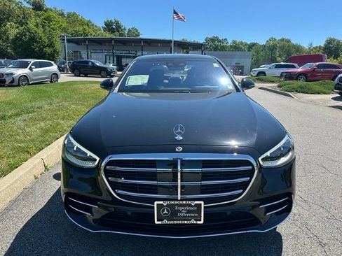 Used 2025 Mercedes-Benz S 580 4MATIC Sedan image 12