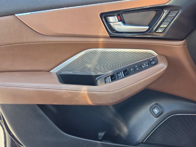 Used 2022 Acura MDX w/ Technology Package FWD image 30