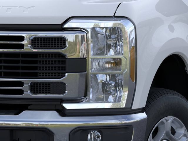 New 2026 Ford F250 XLT w/ 360-Degree Camera Package AWD/4WD image 19