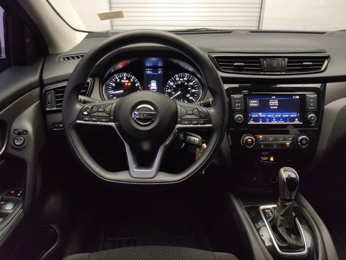 Used 2020 Nissan Rogue Sport S FWD image 22