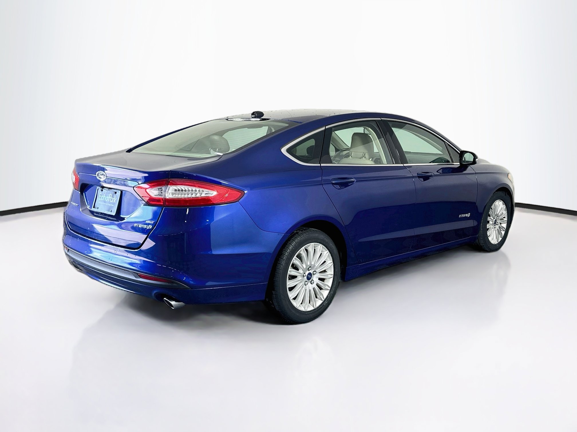 Used 2013 Ford Fusion SE FWD image 9