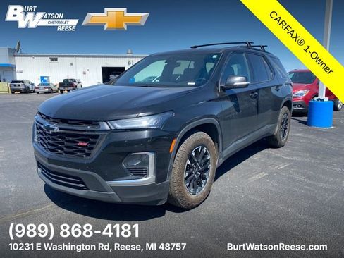 Used 2023 Chevrolet Traverse RS w/ LPO, Floor Liner Package FWD image 1