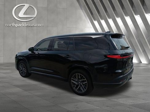 Used 2025 Lexus TX 350 AWD w/ Technology Package image 2