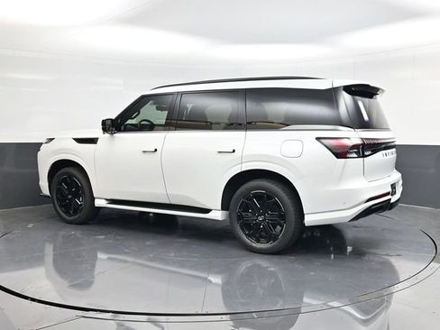 New 2026 INFINITI QX80 4WD image 5