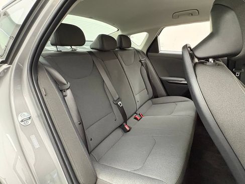 Used 2025 Kia K4 FWD image 31
