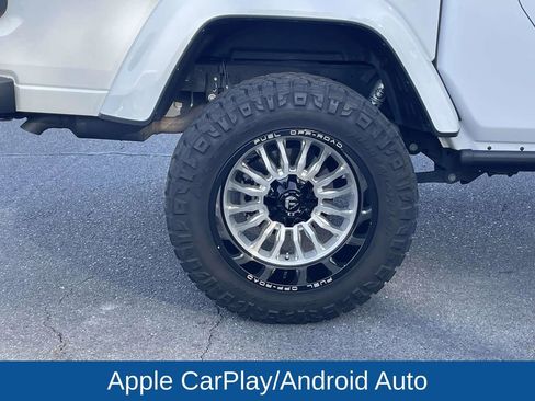 Certified 2023 Jeep Gladiator Overland image 13