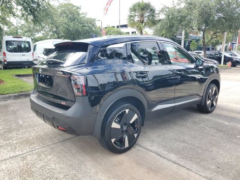 Used 2025 Nissan Kicks SR FWD image 6