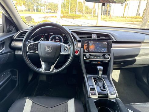 Used 2020 Honda Civic EX image 16