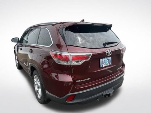 Used 2015 Toyota Highlander Limited Platinum AWD/4WD image 4