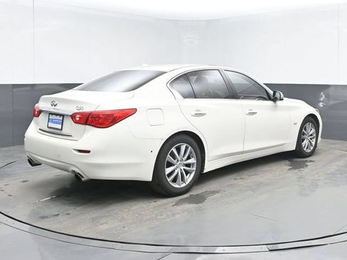 Used 2017 INFINITI Q50 3.0t Premium RWD image 10