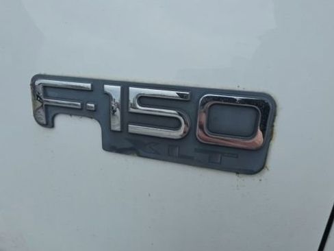 Used 1998 Ford F150 XLT image 11