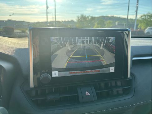 Used 2023 Toyota RAV4 LE image 12