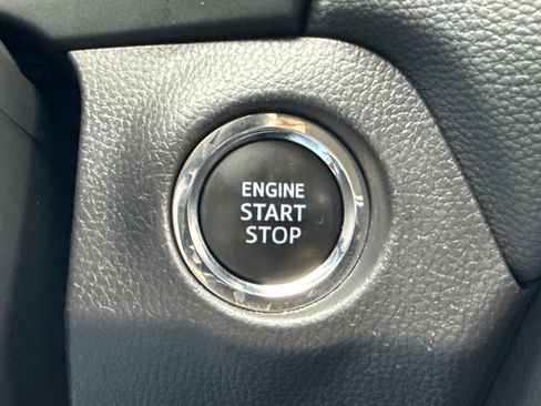 Used 2024 Toyota RAV4 XLE FWD image 30