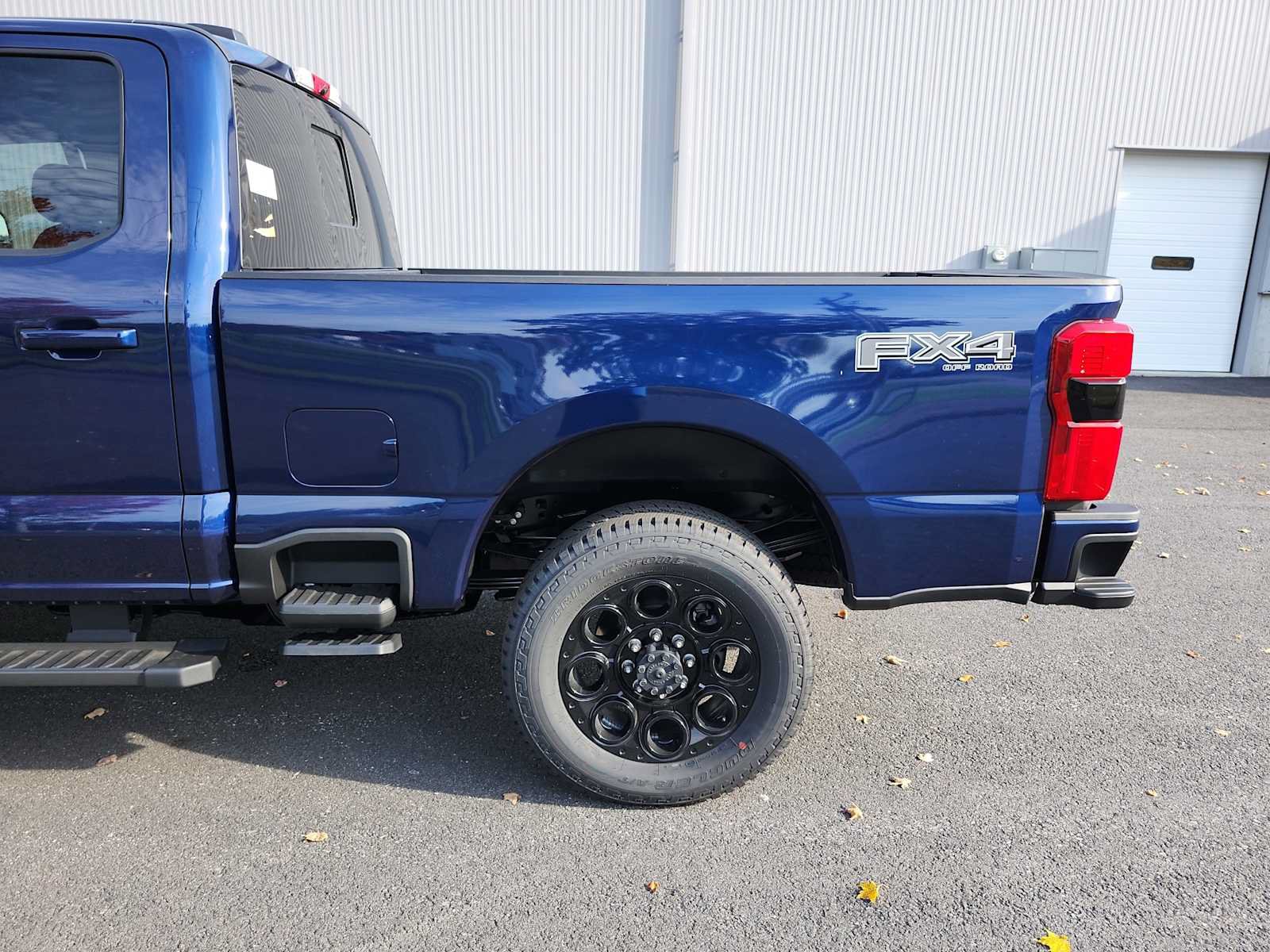 New 2027 Ford F350 Lariat w/ Black Appearance Package AWD/4WD image 16