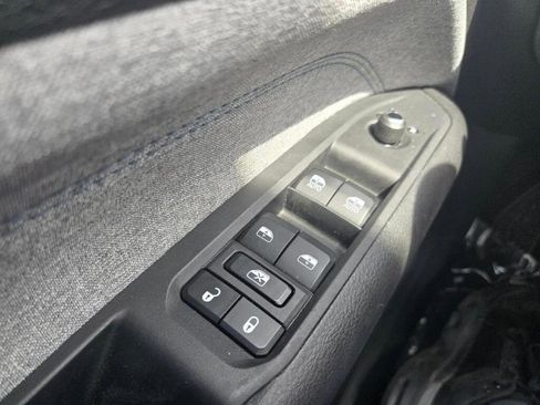 Used 2025 Jeep Compass Latitude AWD/4WD image 20
