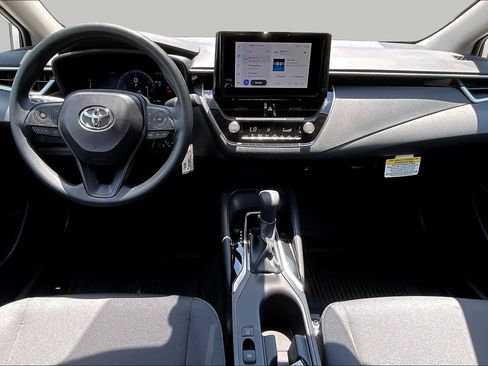 Used 2026 Toyota Corolla LE FWD image 15