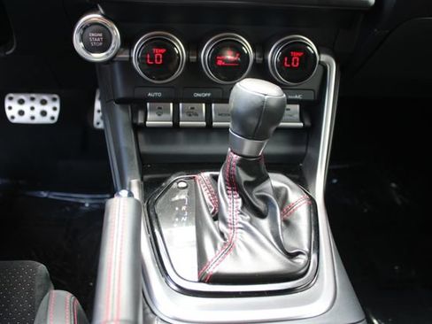Used 2024 Subaru BRZ Limited RWD image 17