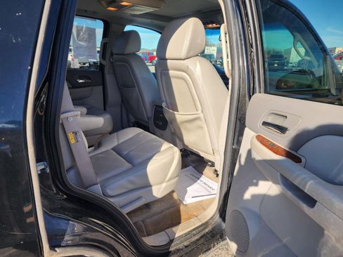 Used 2007 Chevrolet Tahoe LT w/ LT Preferred Equipment Group image 13
