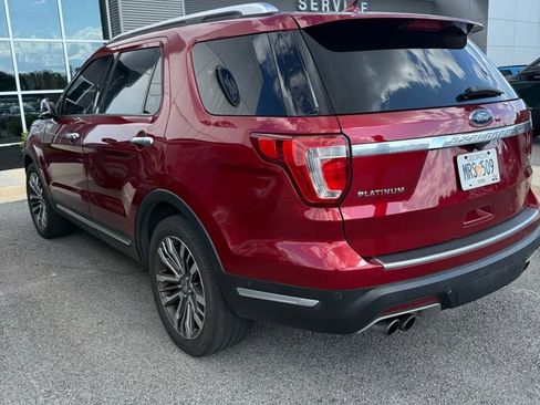 Used 2018 Ford Explorer Platinum AWD/4WD image 7