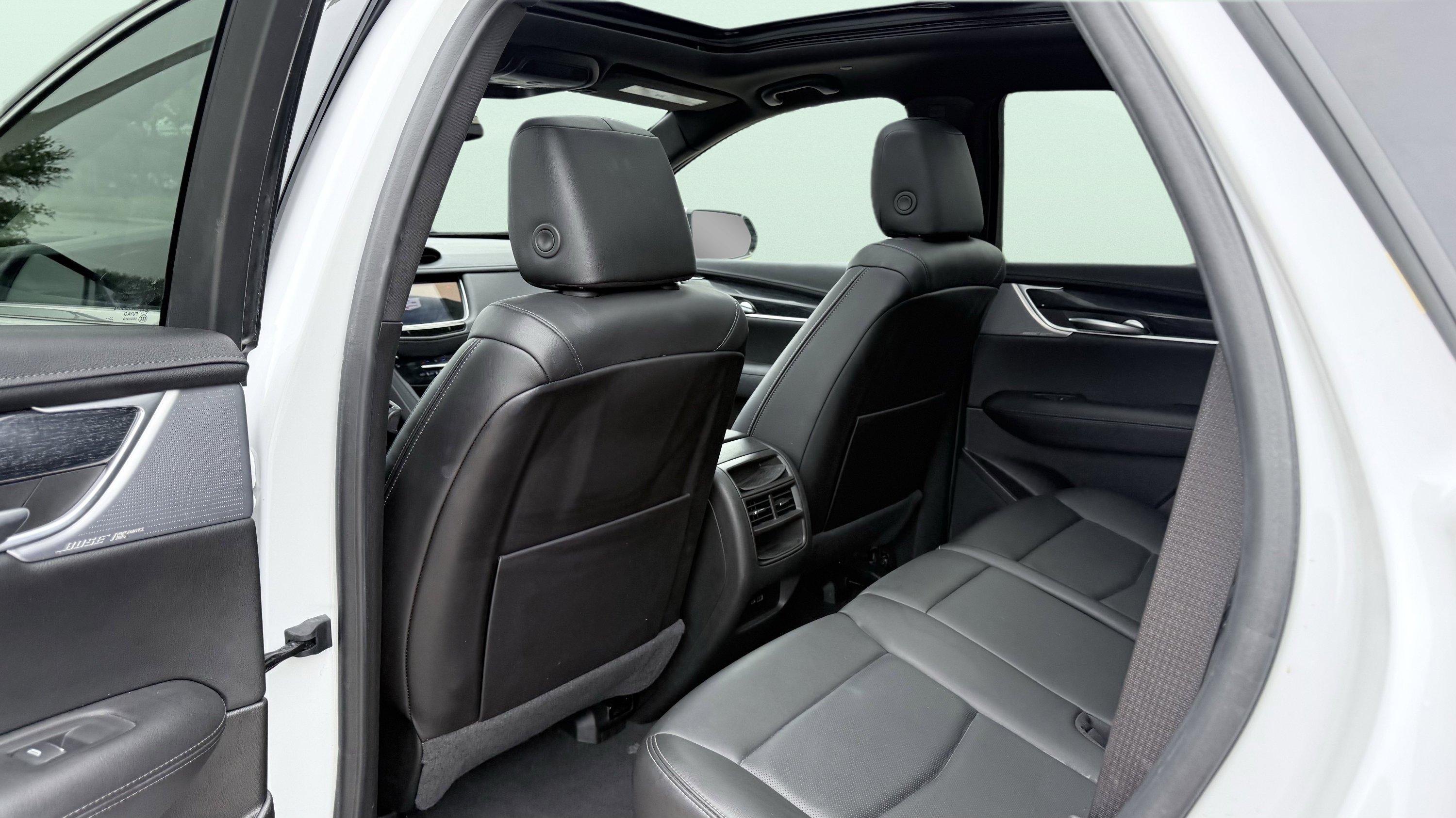 Used 2024 Cadillac XT5 Premium Luxury FWD image 37