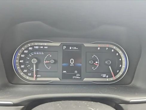 Used 2022 Hyundai Tucson SEL w/ Cargo Package AWD/4WD image 3