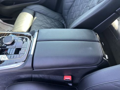 Used 2025 BMW X5 xDrive50e w/ M Sport Package AWD/4WD image 27