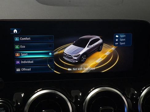 New 2026 Mercedes-Benz GLA 250 4MATIC image 25