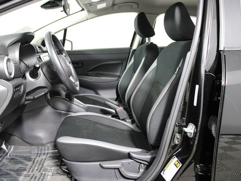 Used 2025 Nissan Versa S w/ Trunk Package FWD image 7