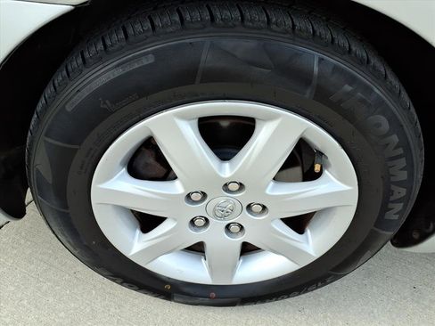 Used 2006 Toyota Avalon Limited image 5