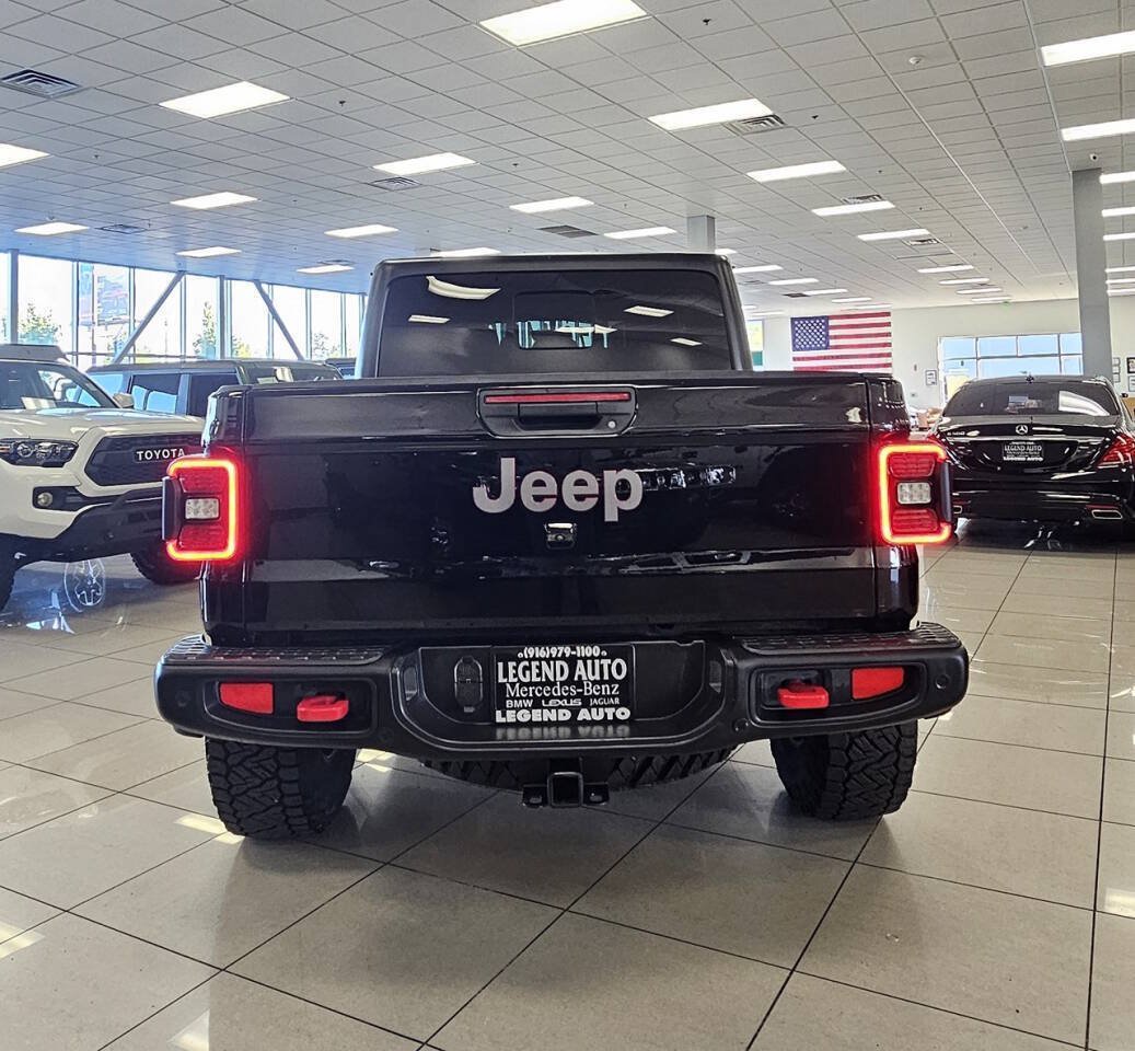 Used 2021 Jeep Gladiator Rubicon AWD/4WD image 2