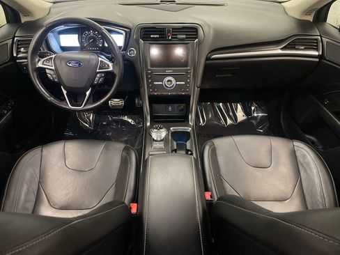 Used 2017 Ford Fusion Titanium AWD/4WD image 15