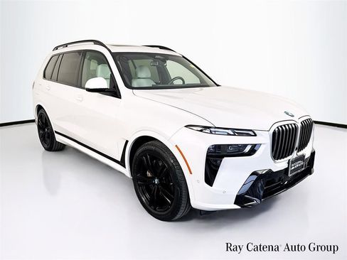 Certified 2024 BMW X7 xDrive40i w/ M Sport Package AWD/4WD image 1