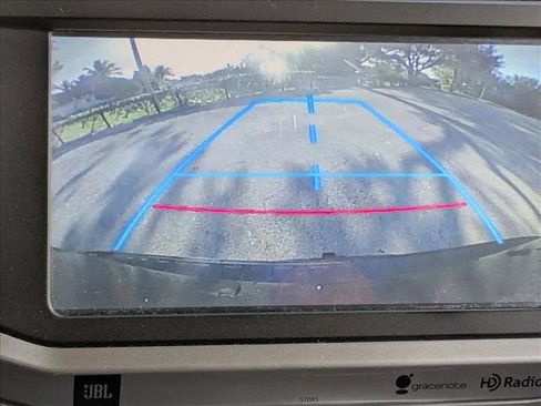 Used 2015 Toyota 4Runner Limited image 8